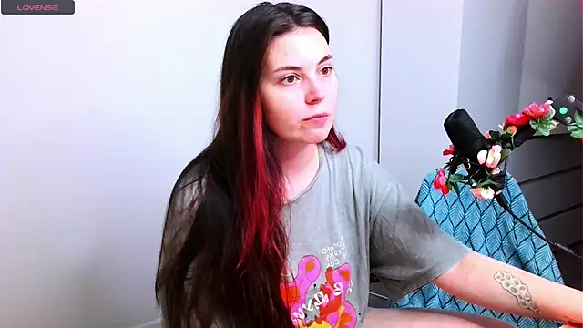 Snapshot of peaachybabe__ chatting on 11-24-25, 03:56 peaachybabe online show from 11-24-25, 03:56