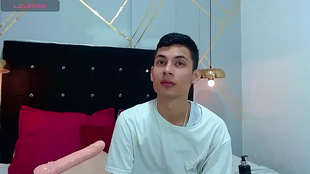 Oliver king sex online show from 01-25-25, 03:09