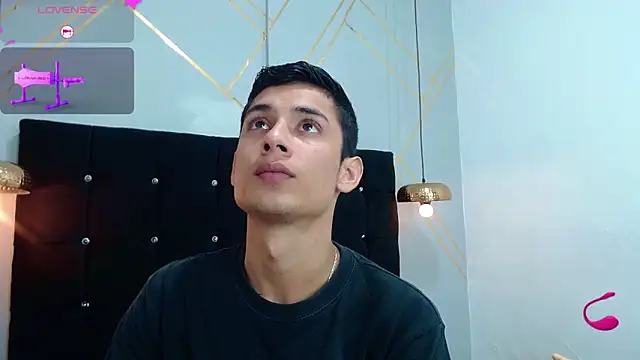 Oliver king sex online show from 02-06-25, 06:46