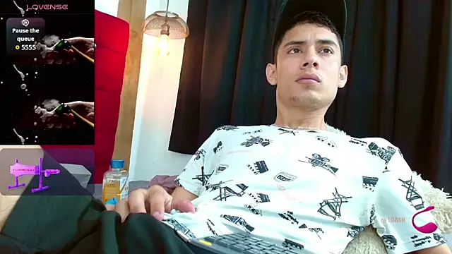 Oliver king sex online show from 11-08-25, 04:18