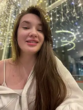 Snapshot of Holly_Molii chatting on 01-10-25, 11:00 Holly Molii online show from 01-10-25, 11:00