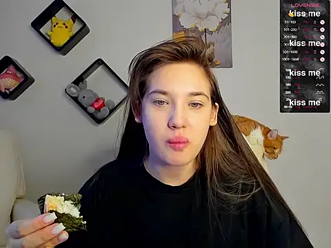 Snapshot of Holly_Molii chatting on 02-05-25, 07:29 Holly Molii online show from 02-05-25, 07:29