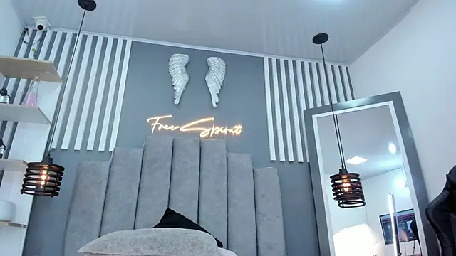 Snapshot of Sofi_ramos chatting on 12-18-24, 10:35 Sofi ramos online show from 12-18-24, 10:35
