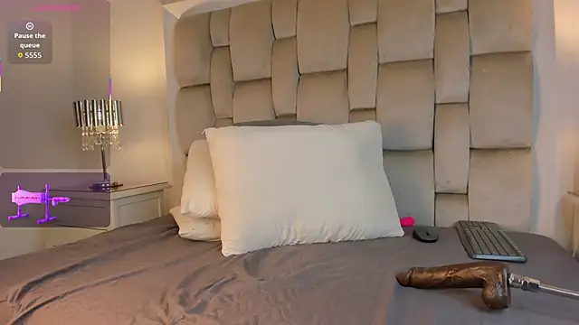 SamanthaBrown69 online show from 01-12-26, 03:23