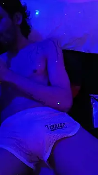 johngil0995 online show from 11-12-25, 05:52