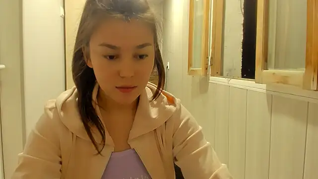 LunaXmii online show from 09-23-25, 08:12