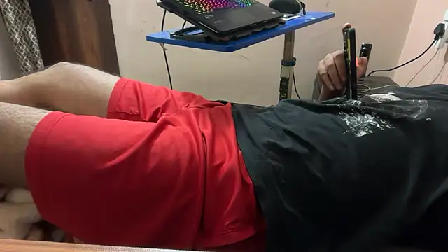 Snapshot of sexyboy09 chatting on 10-11-25, 09:41 sexyboy09 online show from 10-11-25, 09:41