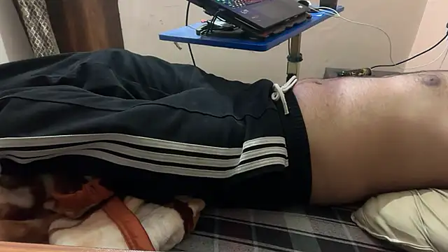 Snapshot of sexyboy09 chatting on 10-22-25, 07:02 sexyboy09 online show from 10-22-25, 07:02