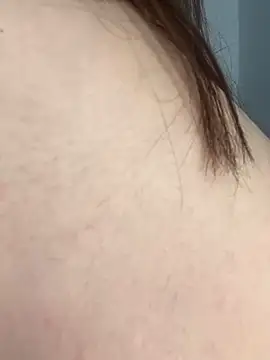 Snapshot of Emmy_flow chatting on 11-14-25, 11:02 Emmy flow online show from 11-14-25, 11:02