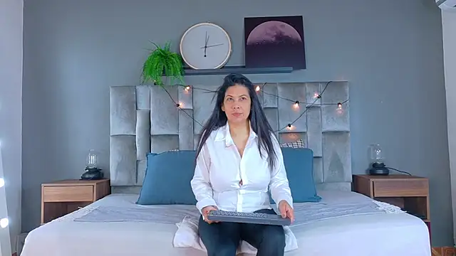 JaylaScott   online show from 04-05-26, 11:40