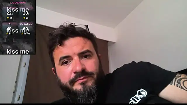 CaroAndMarc online show from 10-23-25, 02:27