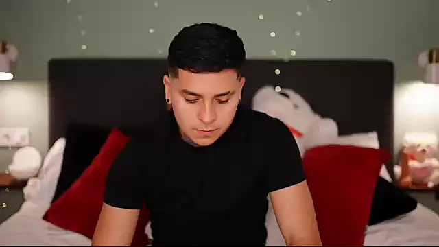 Snapshot of crazyrabbits chatting on 02-12-25, 09:22 crazyrabbits online show from 02-12-25, 09:22