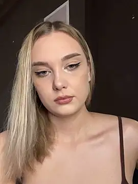 Alisa Rise online show from 09-13-25, 04:51