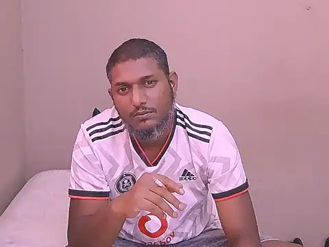 dmancams1874 online show from 12-19-24, 10:13