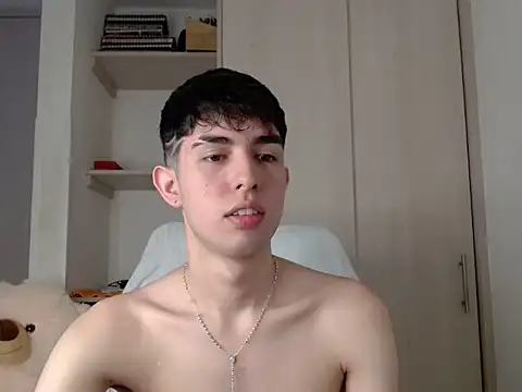 Andy hot19 online show from 10-10-25, 08:19