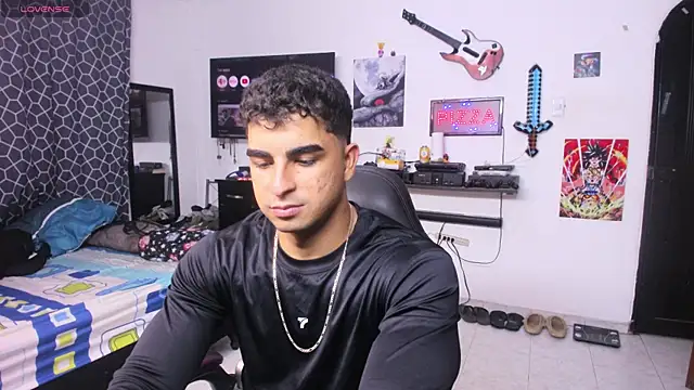 Snapshot of cJuan111 chatting on 02-27-25, 12:21 cJuan111 online show from 02-27-25, 12:21