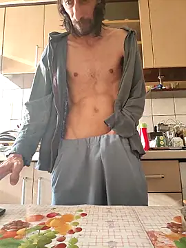 vulpe8400 online show from 09-08-25, 02:38