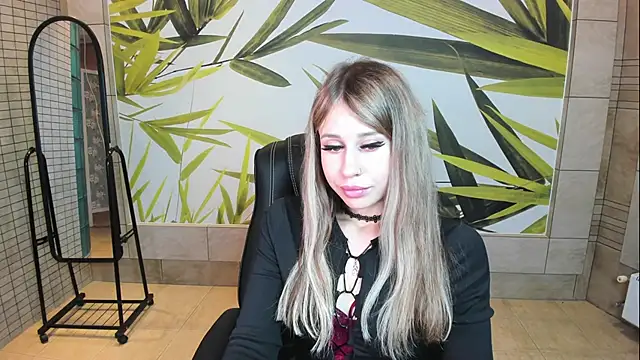 mila camilla online show from 09-25-25, 01:53