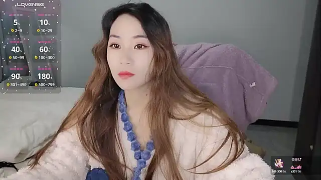 Feifei-cn online show from 02-19-25, 02:23