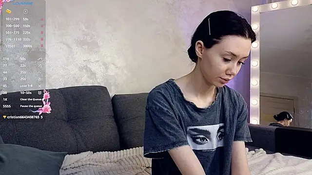 Snapshot of emilia_walton chatting on 01-05-25, 12:53 emilia walton online show from 01-05-25, 12:53