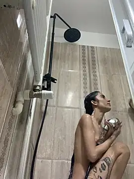 Snapshot of Annabellerosie chatting on 01-07-25, 09:25 Annabellerosie online show from 01-07-25, 09:25