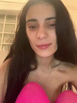 Snapshot of Annabellerosie chatting on 01-08-25, 12:28 Annabellerosie online show from 01-08-25, 12:28