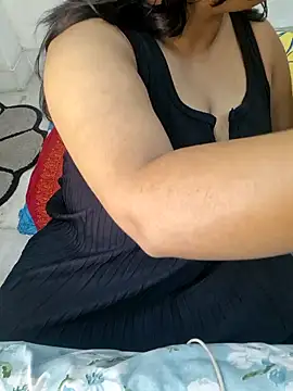 Snapshot of RDX_BOY28 chatting on 11-11-25, 11:21 RDX BOY28 online show from 11-11-25, 11:21