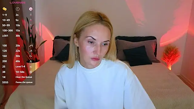 AlisssaRose online show from 10-15-25, 08:53