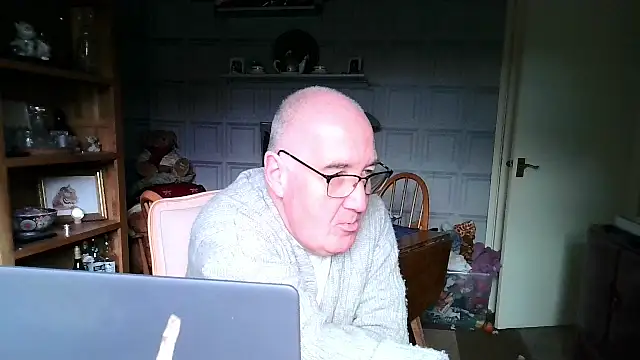 Adamdaddybear online show from 01-13-25, 12:02