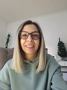 SukyGirl online show from 12-17-24, 07:40