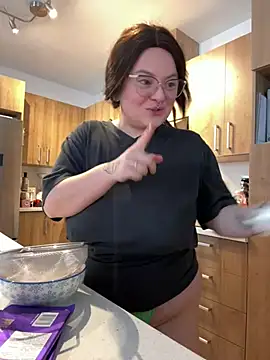 Snapshot of Sweetleeahxx chatting on 01-23-25, 01:13 Sweetleeahxx online show from 01-23-25, 01:13