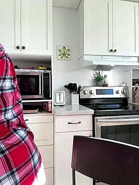 Snapshot of Sweetleeahxx chatting on 10-03-25, 02:14 Sweetleeahxx online show from 10-03-25, 02:14