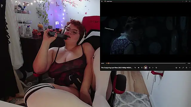 Snapshot of Sweetleeahxx chatting on 11-08-25, 06:40 Sweetleeahxx online show from 11-08-25, 06:40