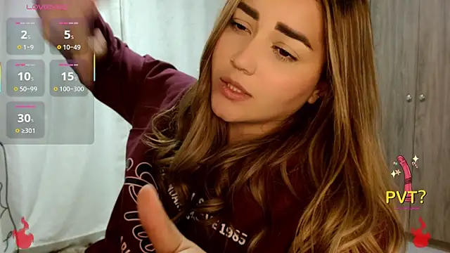 Lucia star   online show from 12-20-25, 03:46