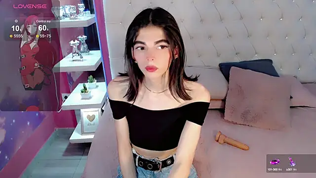 CuteAri online show from 12-10-24, 08:49