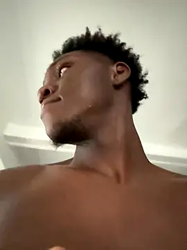 Festivitiesking1 online show from 10-07-25, 12:24