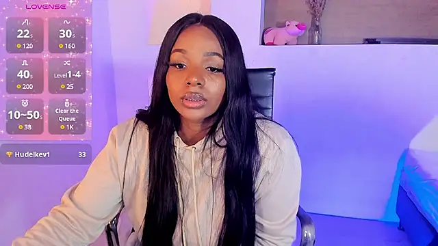 Snapshot of IvyBliss8 chatting on 02-10-25, 03:10 IvyBliss8 online show from 02-10-25, 03:10