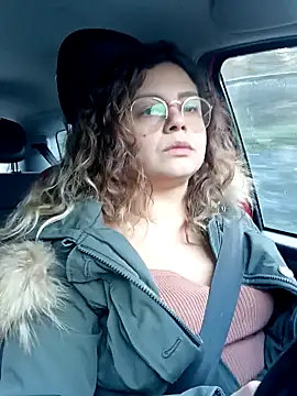 Snapshot of ItalianiMuli chatting on 12-14-24, 08:34 ItalianiMuli online show from 12-14-24, 08:34