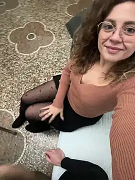 Snapshot of ItalianiMuli chatting on 01-12-25, 04:40 ItalianiMuli online show from 01-12-25, 04:40