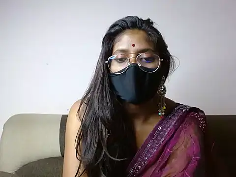 Snapshot of miss_sona27 chatting on 01-02-25, 10:11 miss sona27 online show from 01-02-25, 10:11