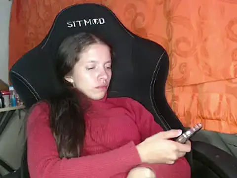 sweetdam12 online show from 12-18-24, 11:30