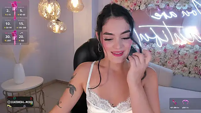 Snapshot of GiaFerrara chatting on 01-29-25, 03:22 GiaFerrara online show from 01-29-25, 03:22