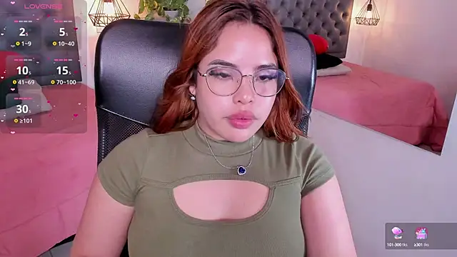 Snapshot of martina_monrohe chatting on 02-11-25, 10:50 martina monrohe online show from 02-11-25, 10:50