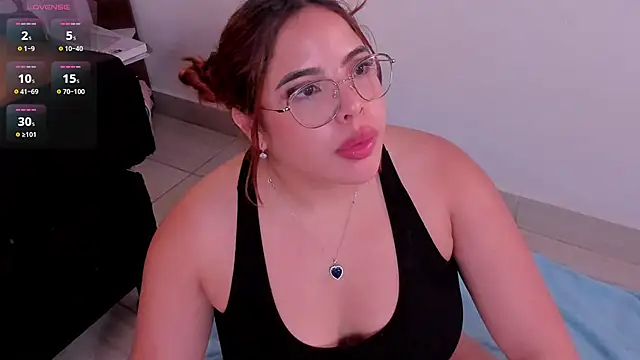 Snapshot of martina_monrohe chatting on 03-13-25, 09:05 martina monrohe online show from 03-13-25, 09:05