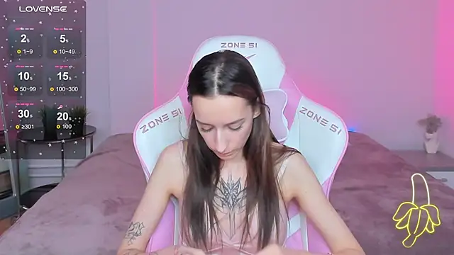 Doris Scott online show from 03-13-25, 02:23