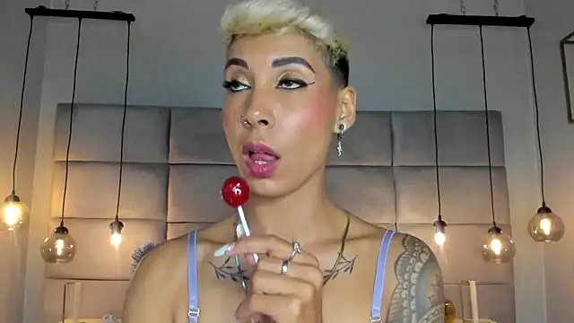 MiaMorgan  online show from 01-13-25, 02:53