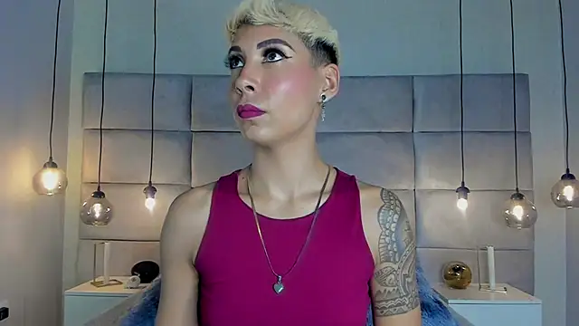 MiaMorgan  online show from 01-17-25, 04:04