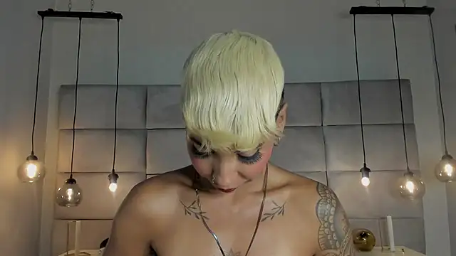 MiaMorgan  online show from 01-26-25, 06:16