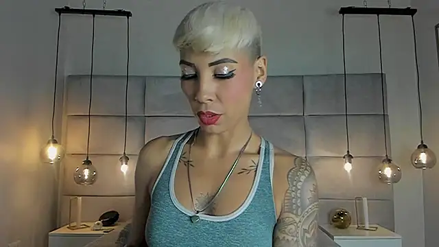 MiaMorgan  online show from 02-08-25, 12:17