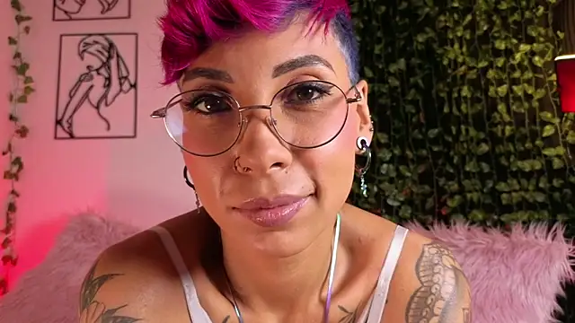 MiaMorgan  online show from 10-14-25, 02:07